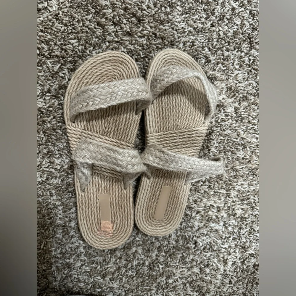 NEW sandals - Picture 2 of 3
